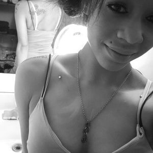 Meet your Posher, Shay shay